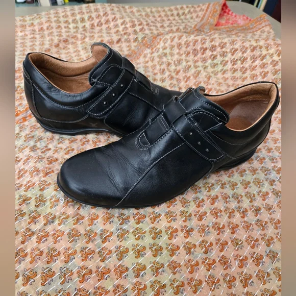 Womens Size 39 PIKOLINOS Spanish Design Leather Shoes - Picture 2 of 9